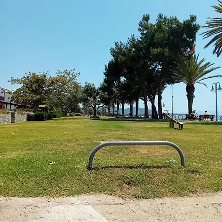 2br Family 150m From The - Kalyves Halkidikis 아파트 *